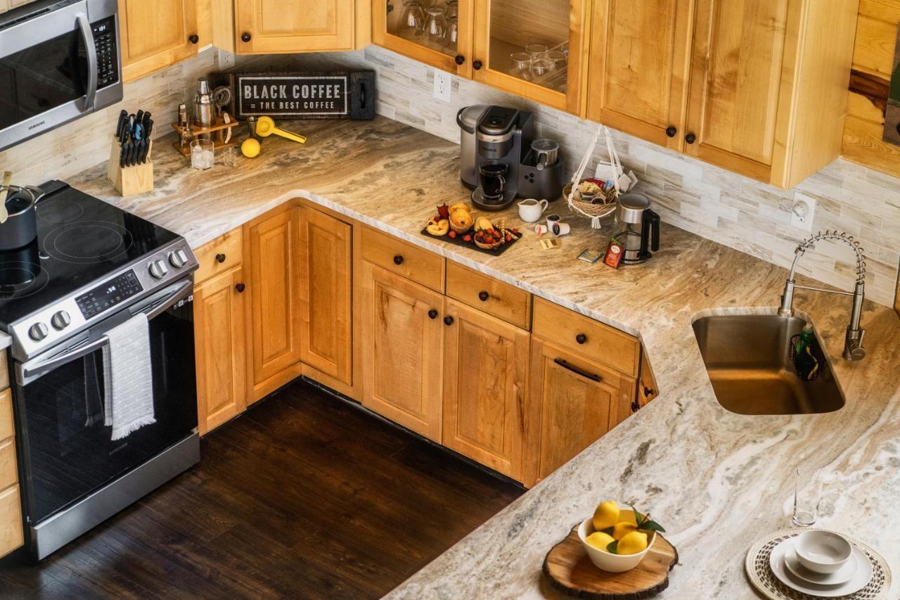 Mountainside - New Luxury Cabin-Fire Table-Hot Tub-3 Pools-Ps5-Bears Gatlinburg Eksteriør billede