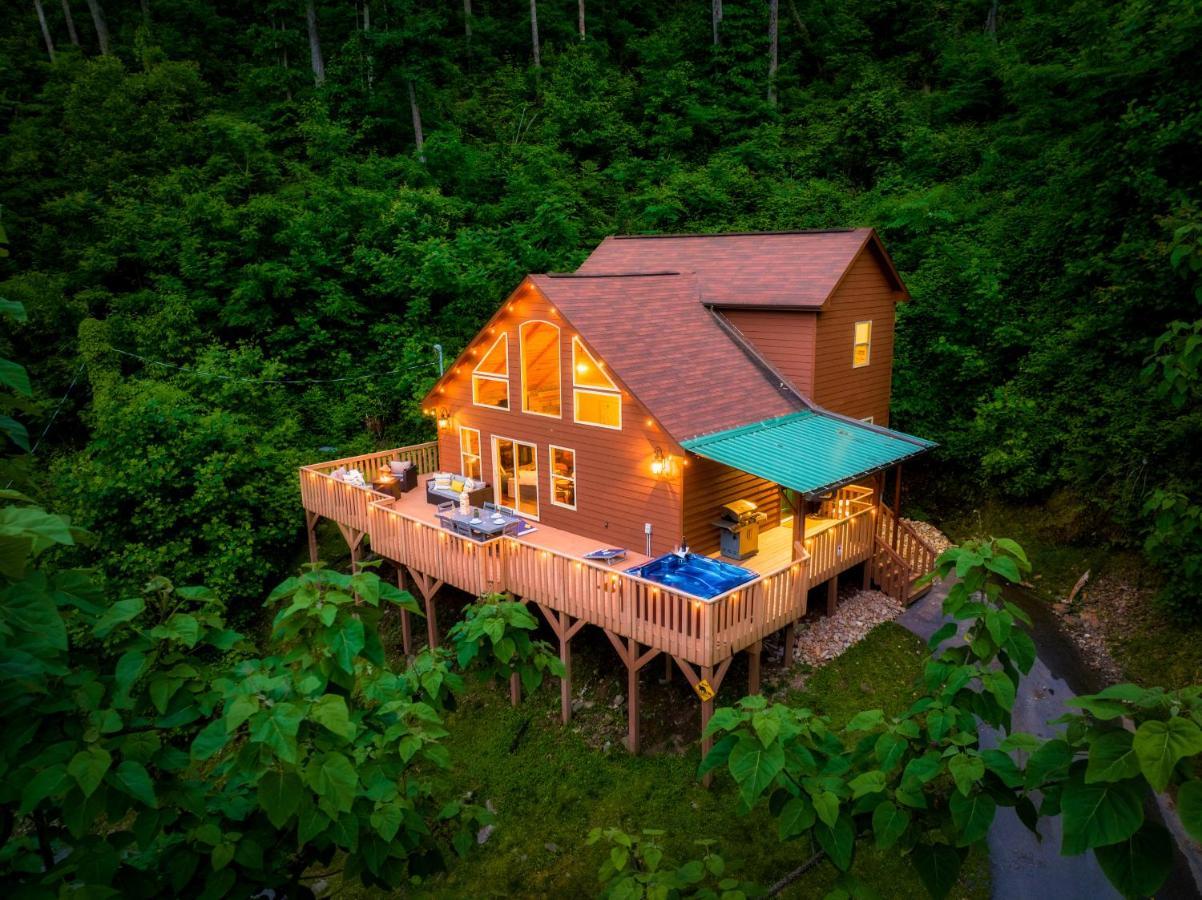 Mountainside - New Luxury Cabin-Fire Table-Hot Tub-3 Pools-Ps5-Bears Gatlinburg Eksteriør billede