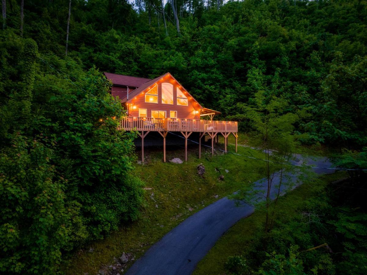 Mountainside - New Luxury Cabin-Fire Table-Hot Tub-3 Pools-Ps5-Bears Gatlinburg Eksteriør billede
