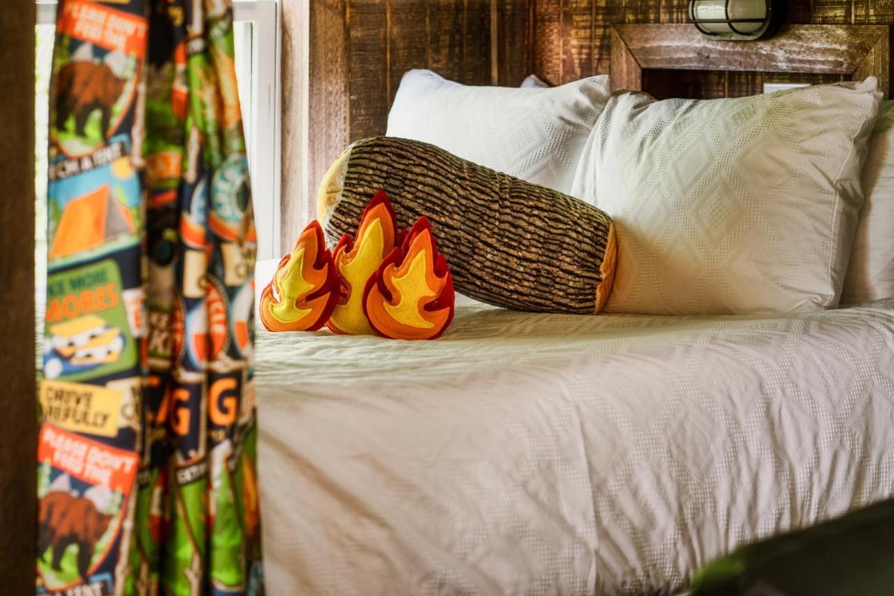 Mountainside - New Luxury Cabin-Fire Table-Hot Tub-3 Pools-Ps5-Bears Gatlinburg Eksteriør billede